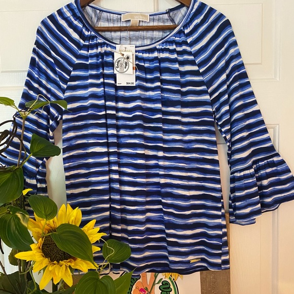NWT’s Michael Kors 3/4 Bell sleeve Top - Picture 1 of 5